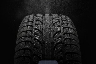 Nitto: Un nombre que transmite potencia, durabilidad y rendimiento para tu vehículo