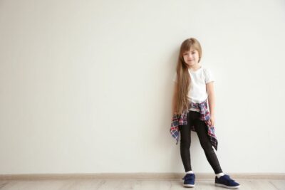 Descubre cómo elegir los mejores tenis de moda para niños/as