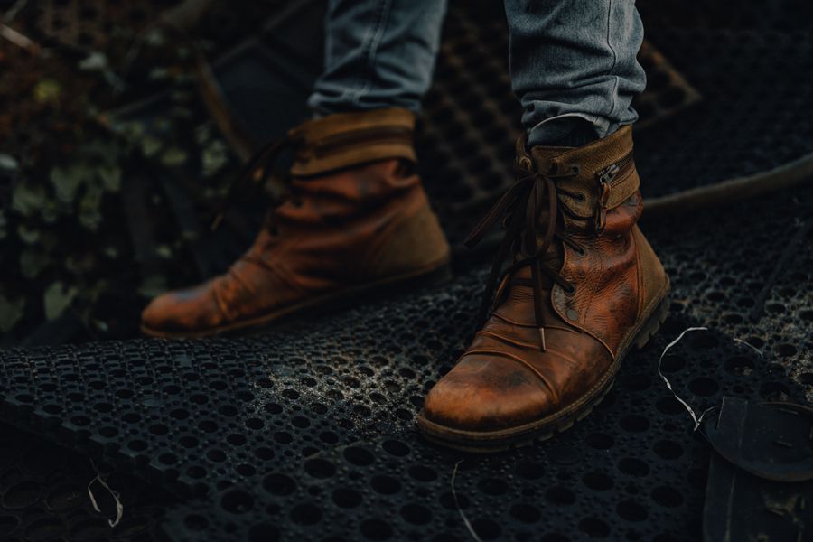Botas de cuero marrón urbanas
