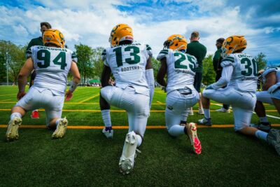 El deporte en el clóset: Cómo elegir y adquirir los jerseys más icónicos del fútbol americano