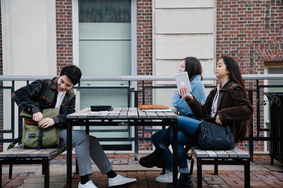 Opiniones de estudiantes universitarios